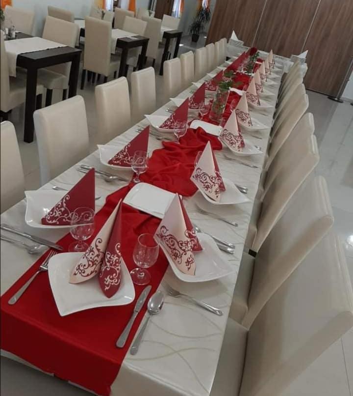 Jolan Pension & Restaurant Cicov ภายนอก รูปภาพ