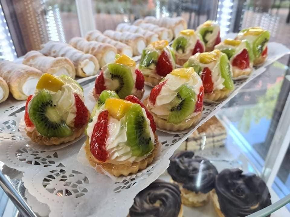 Jolan Pension & Restaurant Cicov ภายนอก รูปภาพ